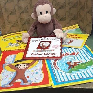 7 pc bundle of Curious George & 4 books, & 2 puzzles.